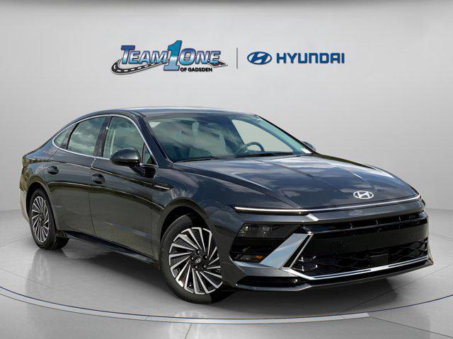 new 2025 Hyundai Sonata Hybrid car, priced at $30,955