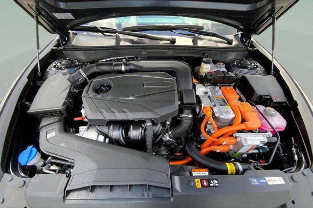 new 2025 Hyundai Sonata Hybrid car, priced at $30,955