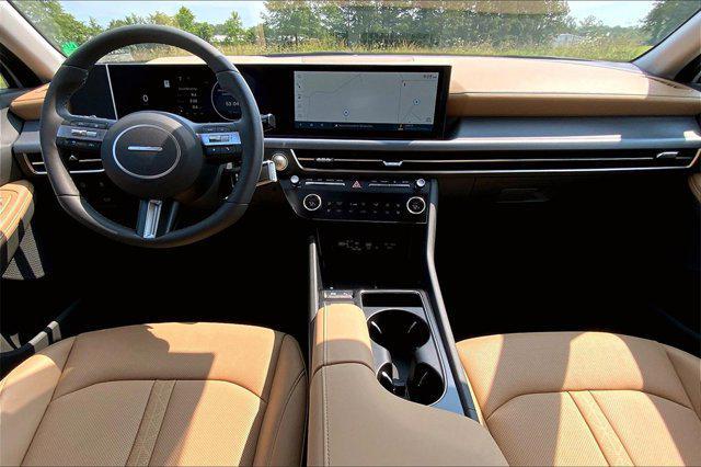 new 2025 Hyundai Sonata Hybrid car, priced at $39,073