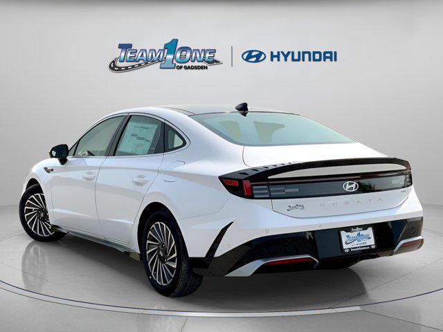 new 2025 Hyundai Sonata Hybrid car, priced at $37,982