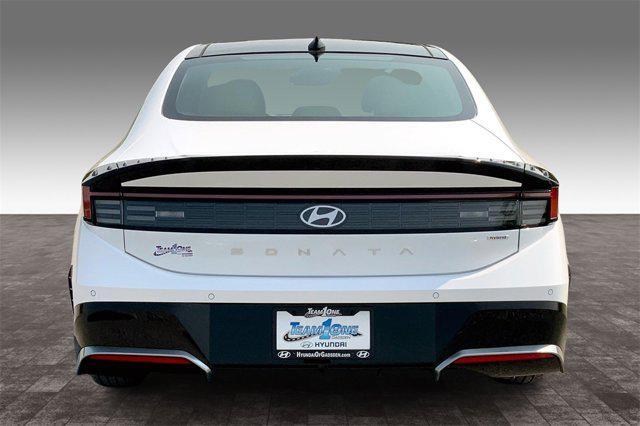 new 2025 Hyundai Sonata Hybrid car, priced at $39,073