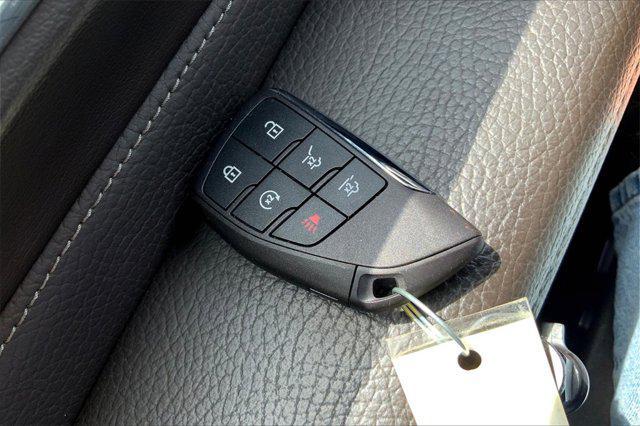 used 2023 GMC Yukon car, priced at $61,363