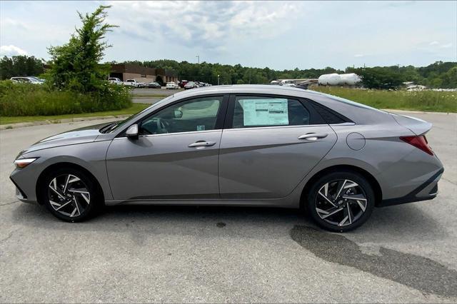 new 2024 Hyundai Elantra car, priced at $23,626