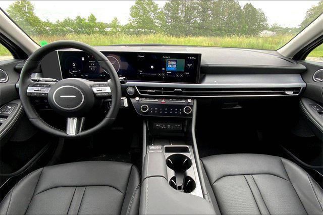 new 2025 Hyundai Sonata Hybrid car, priced at $38,767