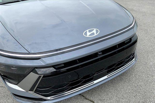 new 2025 Hyundai Sonata Hybrid car, priced at $38,767