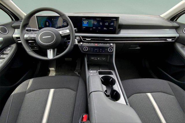 new 2025 Hyundai Sonata Hybrid car, priced at $31,565