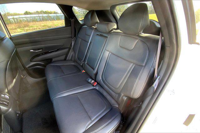 new 2025 Hyundai TUCSON Hybrid car, priced at $42,682