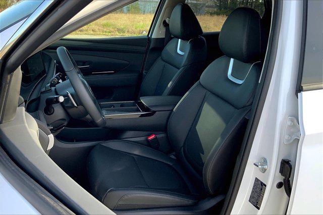 new 2025 Hyundai TUCSON Hybrid car, priced at $42,682