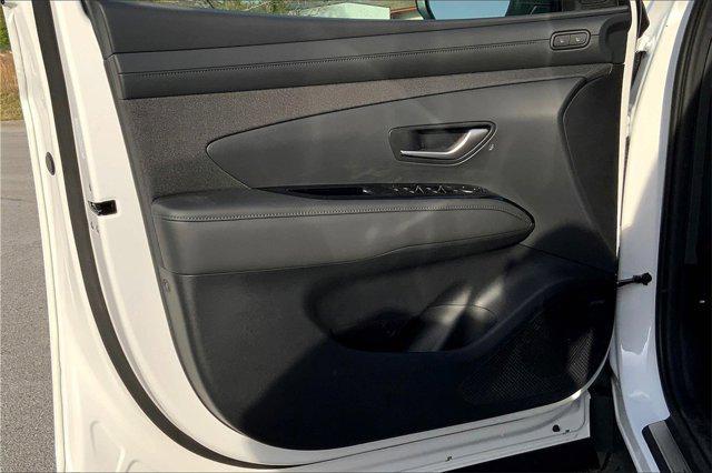 new 2025 Hyundai TUCSON Hybrid car, priced at $42,682