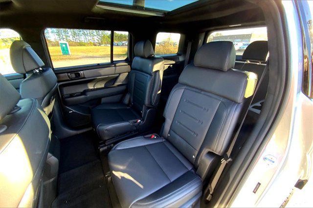 new 2025 Hyundai SANTA FE HEV car, priced at $48,644