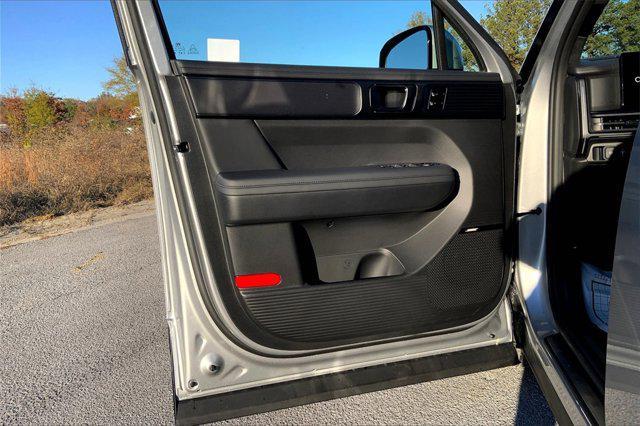 new 2025 Hyundai SANTA FE HEV car, priced at $48,644