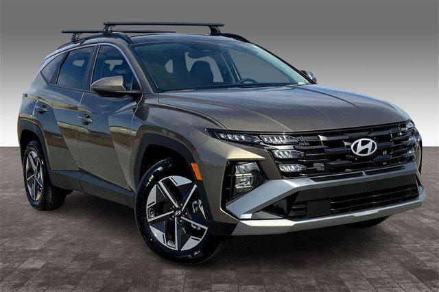 new 2025 Hyundai TUCSON Hybrid car, priced at $37,939