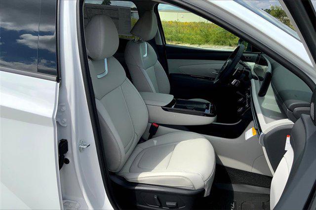 new 2025 Hyundai TUCSON Hybrid car, priced at $43,835