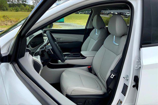 new 2025 Hyundai TUCSON Hybrid car, priced at $43,835