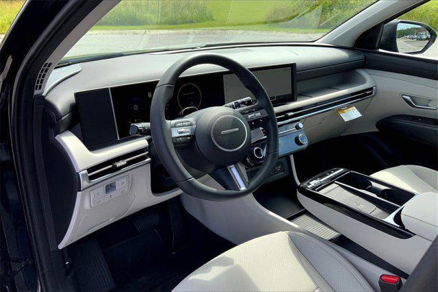 new 2025 Hyundai TUCSON Hybrid car, priced at $38,000
