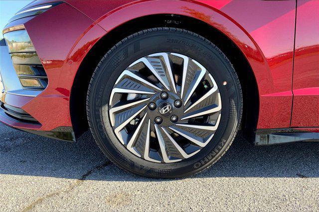 new 2025 Hyundai Sonata Hybrid car, priced at $39,013