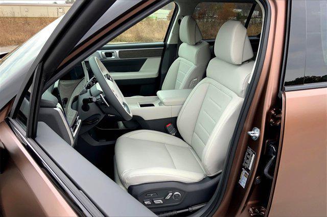 new 2025 Hyundai SANTA FE HEV car, priced at $49,214
