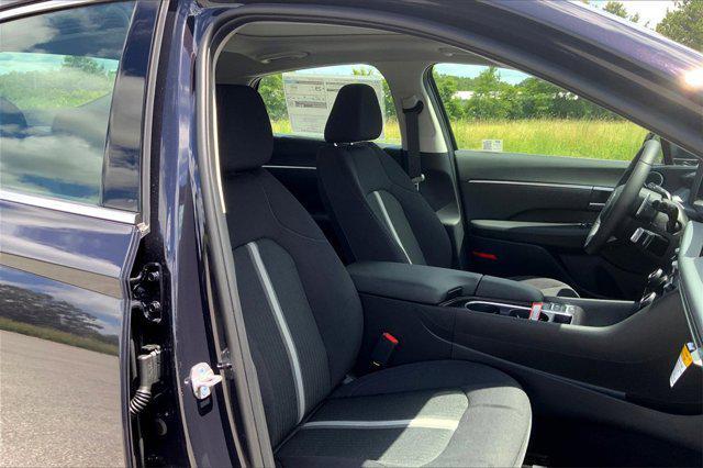 new 2024 Hyundai Sonata car, priced at $28,805