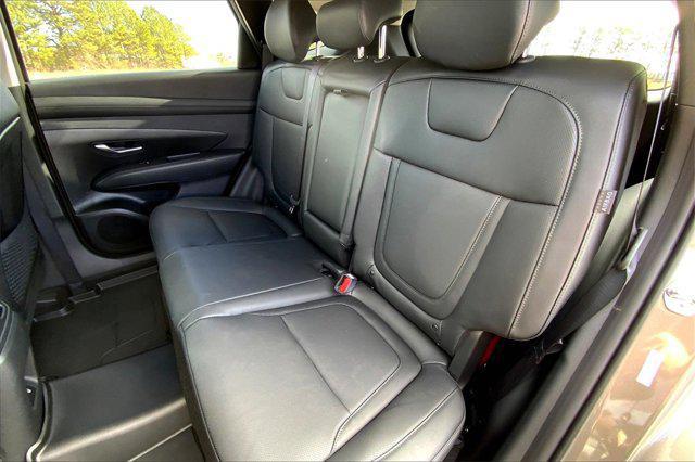 new 2025 Hyundai TUCSON Hybrid car, priced at $38,560
