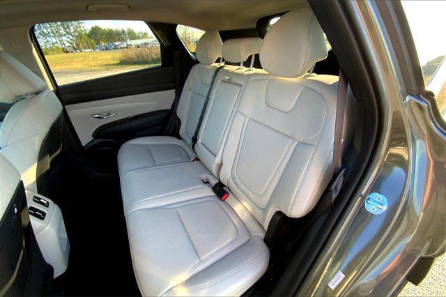 new 2025 Hyundai TUCSON Hybrid car, priced at $35,000