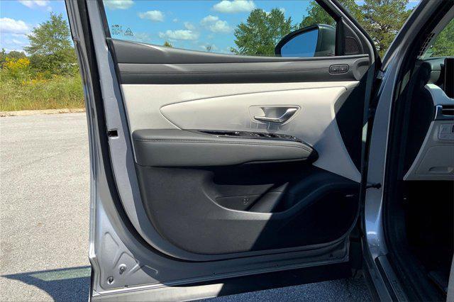 new 2025 Hyundai TUCSON Hybrid car, priced at $41,891