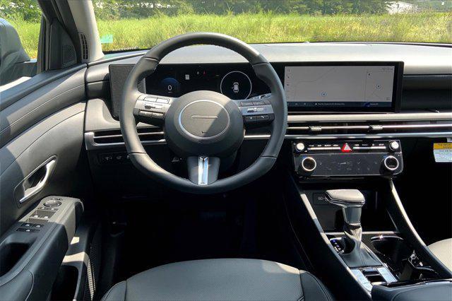 new 2025 Hyundai Tucson car, priced at $33,905