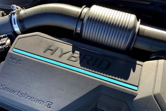 new 2025 Hyundai TUCSON Hybrid car, priced at $37,083