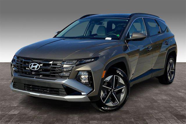 new 2025 Hyundai TUCSON Hybrid car, priced at $37,083
