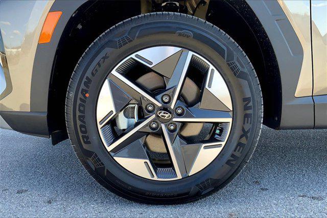 new 2025 Hyundai TUCSON Hybrid car, priced at $37,083