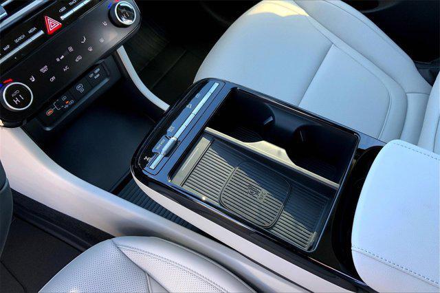 new 2025 Hyundai TUCSON Hybrid car, priced at $37,083