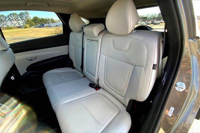 new 2025 Hyundai TUCSON Hybrid car, priced at $37,083