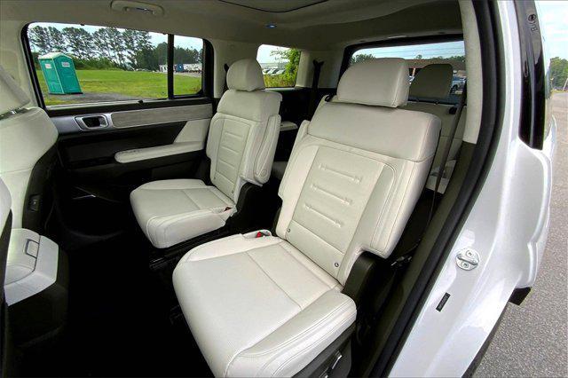 new 2025 Hyundai SANTA FE HEV car, priced at $50,847