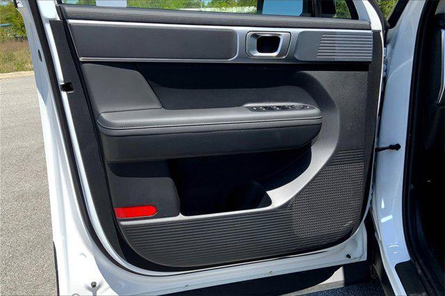 new 2025 Hyundai Santa Fe car, priced at $42,197