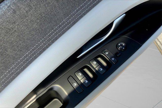 new 2025 Hyundai Elantra car, priced at $26,700