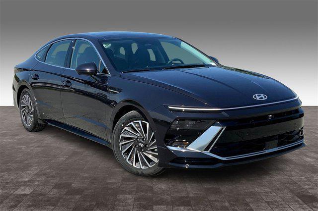 new 2025 Hyundai Sonata Hybrid car, priced at $39,183