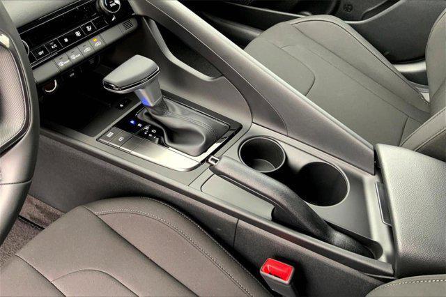 new 2025 Hyundai Elantra car, priced at $23,476