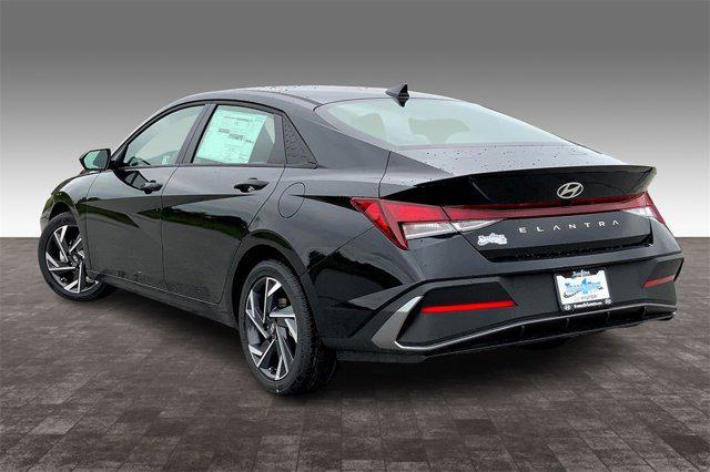 new 2025 Hyundai Elantra car, priced at $24,276