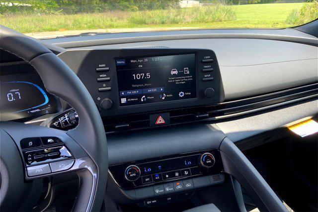 new 2025 Hyundai Elantra car, priced at $24,278