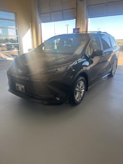 used 2023 Toyota Sienna car, priced at $47,377