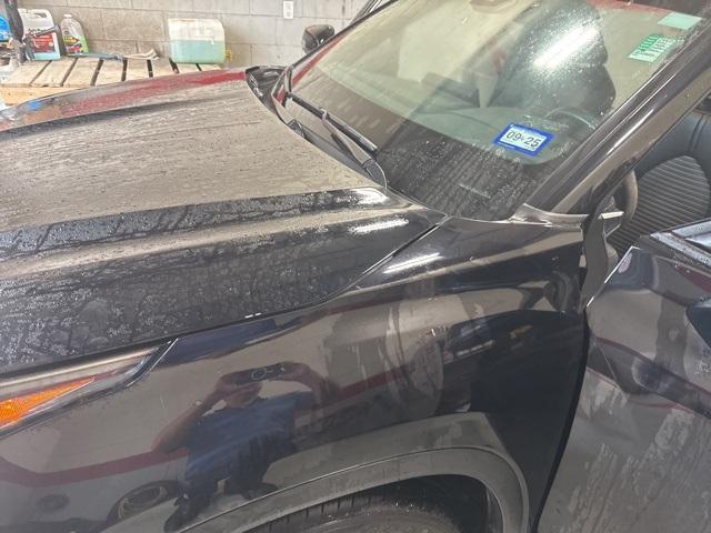 used 2021 Toyota Highlander car, priced at $29,977