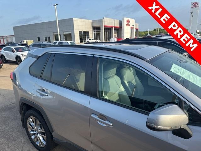 used 2021 Toyota RAV4 car, priced at $24,577