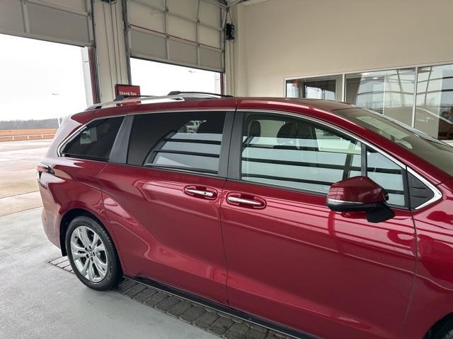 used 2023 Toyota Sienna car, priced at $45,977