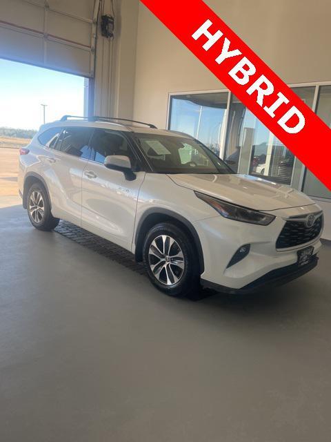 used 2021 Toyota Highlander Hybrid car, priced at $31,777
