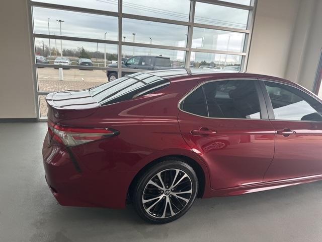 used 2018 Toyota Camry car, priced at $18,977