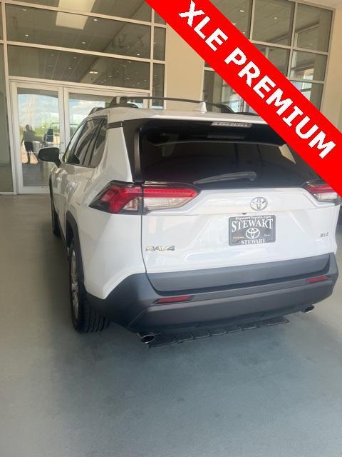 used 2020 Toyota RAV4 car, priced at $22,477
