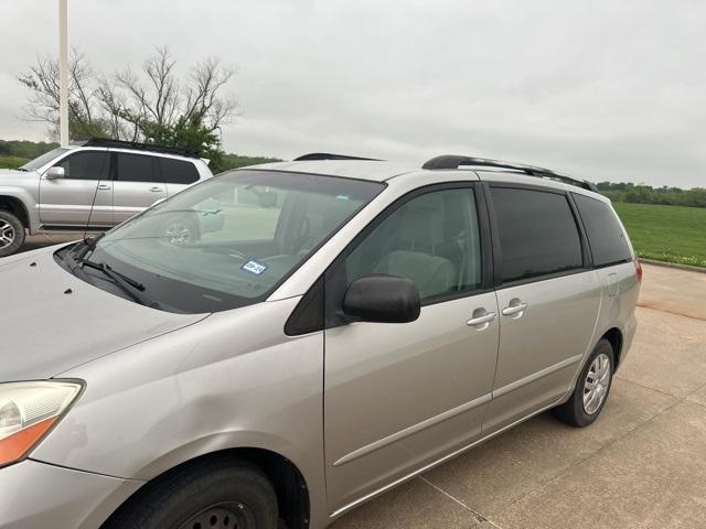 used 2008 Toyota Sienna car, priced at $7,477