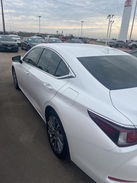 used 2020 Lexus ES 350 car, priced at $30,777