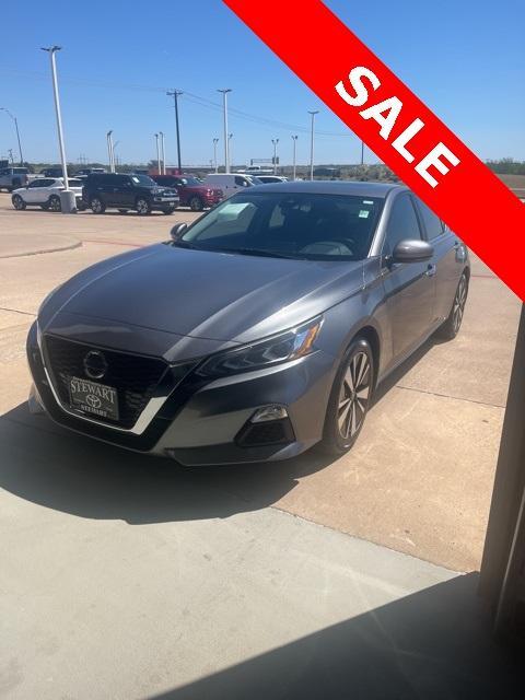 used 2021 Nissan Altima car, priced at $23,157