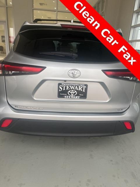 used 2021 Toyota Highlander car, priced at $28,777