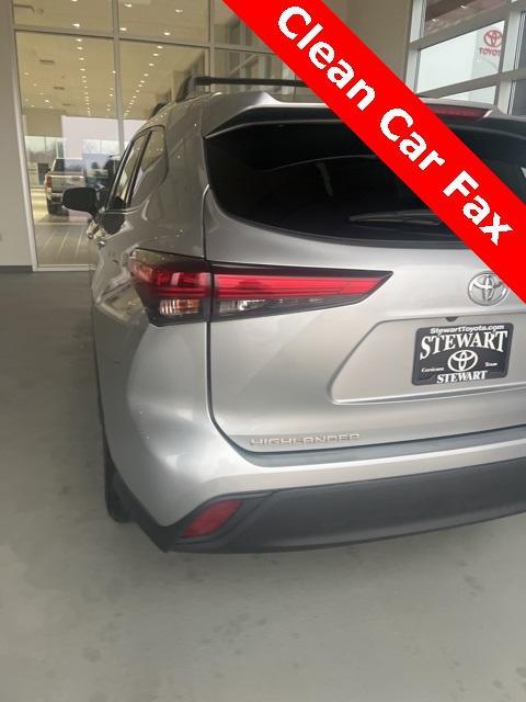 used 2021 Toyota Highlander car, priced at $28,777